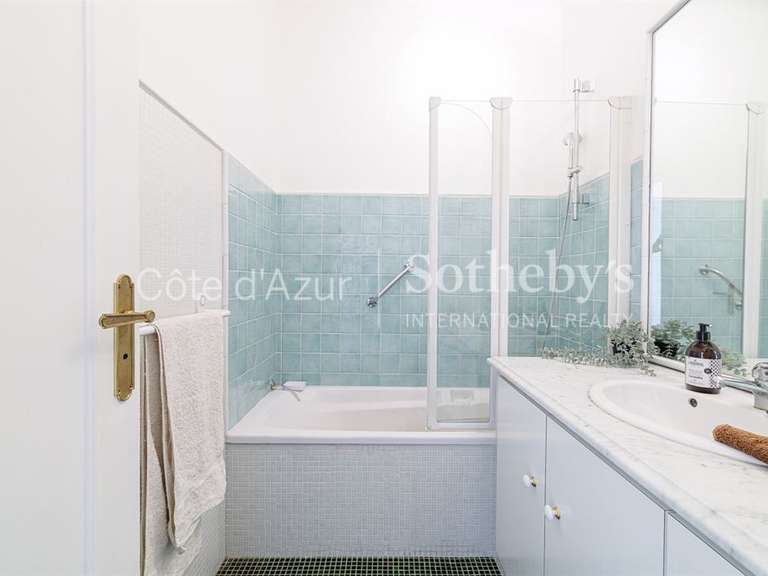 Apartment with Sea view Nice - 1 bedroom - 63m²