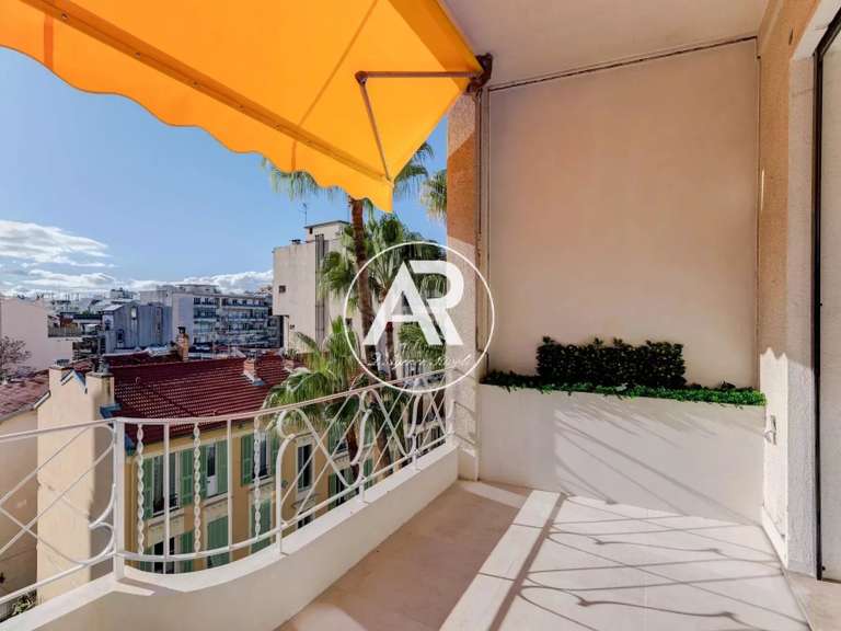 Appartement Nice - 2 chambres - 82m²