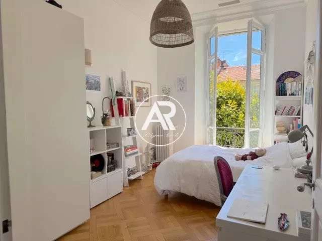 Appartement Nice - 3 chambres - 165m²