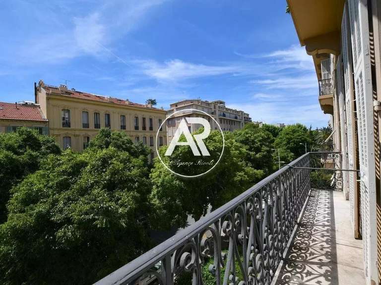 Appartement Nice - 3 chambres - 165m²