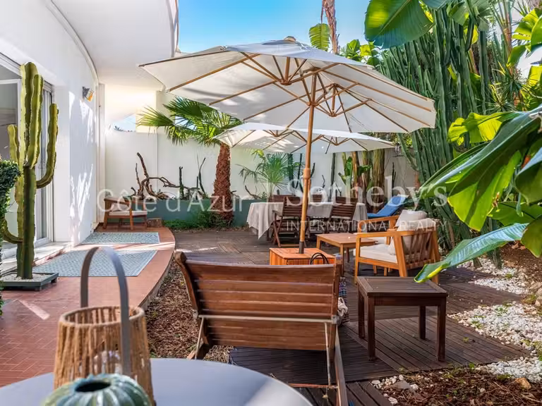 Appartement Nice - 2 chambres - 77m²