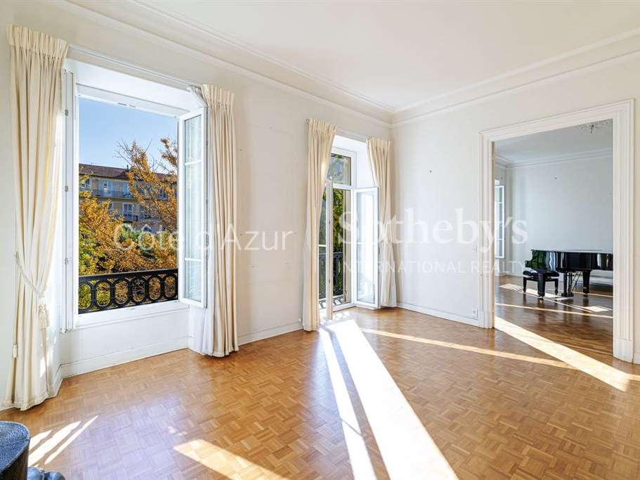 Apartment Nice
