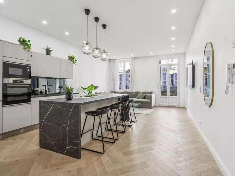 Appartement Nice - 2 chambres - 67m²