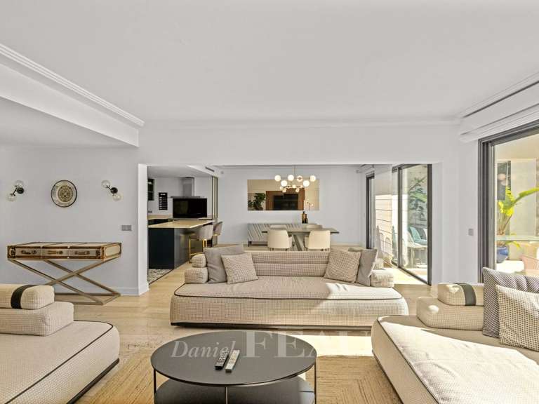 Apartment Nice - 2 bedrooms - 160m²