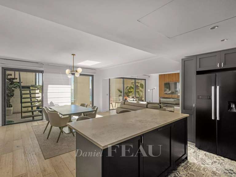 Apartment Nice - 2 bedrooms - 160m²