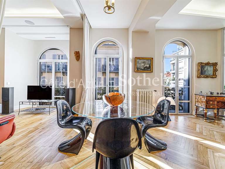 Appartement Nice - 2 chambres - 145m²