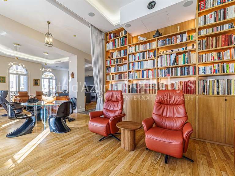 Appartement Nice - 2 chambres - 145m²