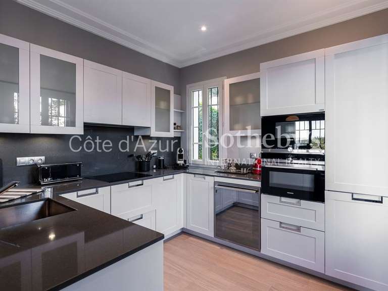 Appartement Nice - 1 chambre - 61m²