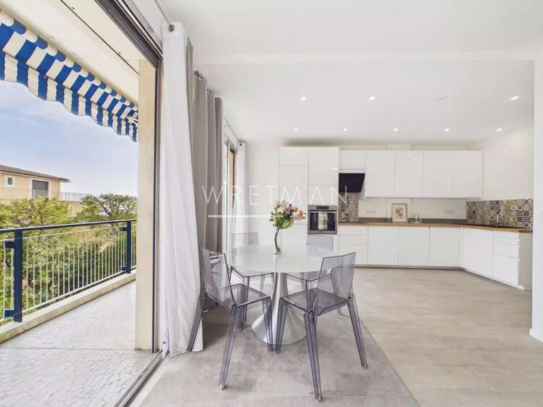 Appartement Nice - 2 chambres - 82m²