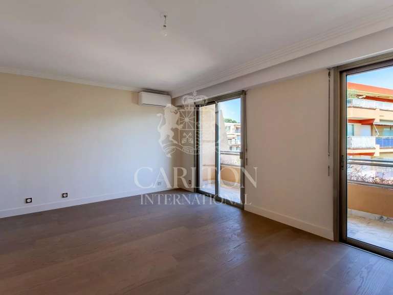 Appartement Nice - 3 chambres - 328m²