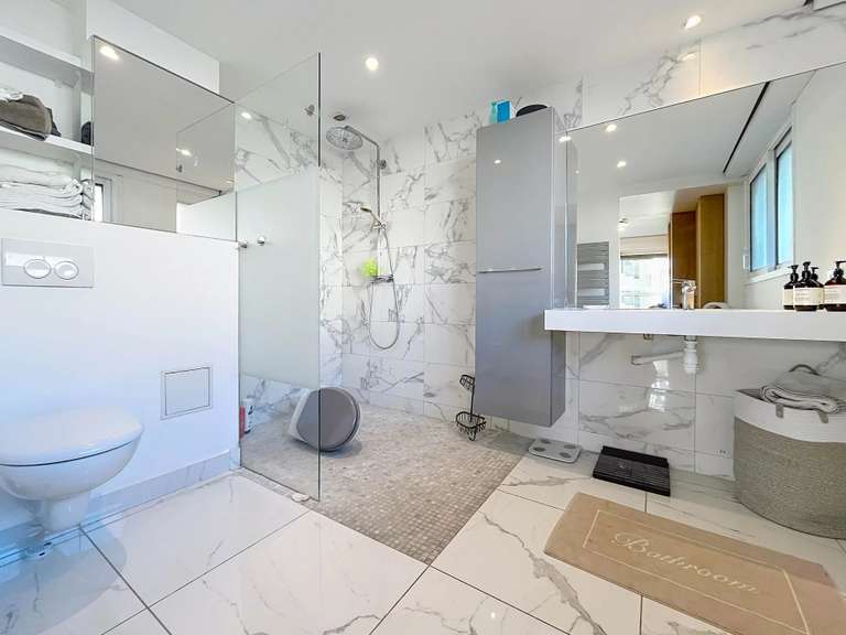 Apartment with Sea view Nice - 3 bedrooms - 90m²