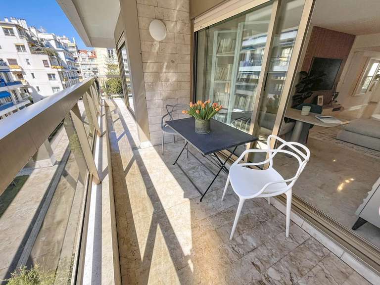 Apartment with Sea view Nice - 3 bedrooms - 90m²