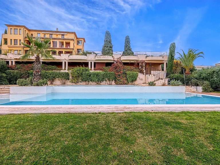 Apartment Nice - 2 bedrooms - 118m²