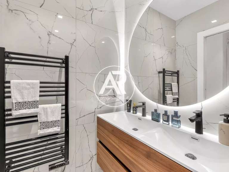 Appartement Nice - 2 chambres - 67m²