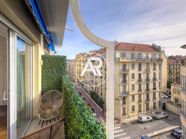 Appartement Nice - 2 chambres - 67m²