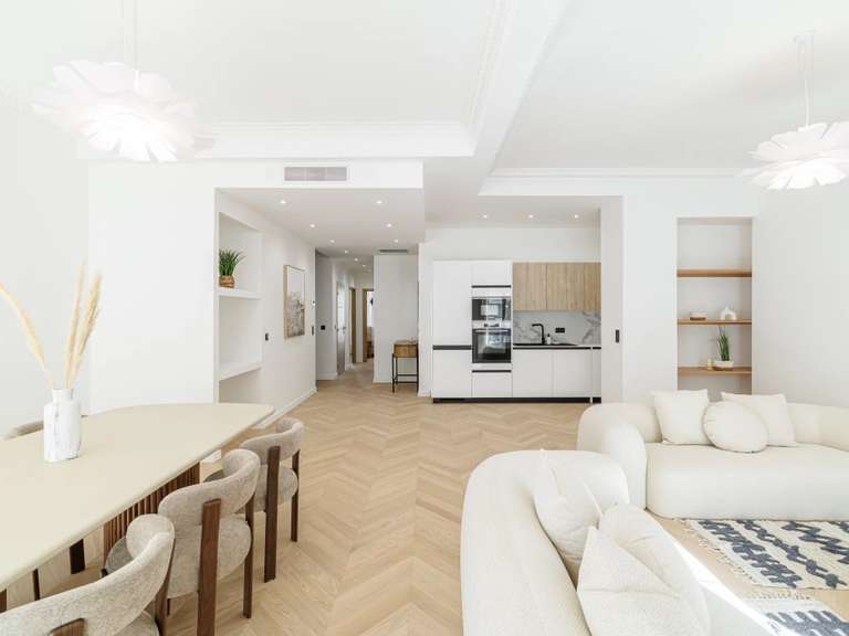 Appartement Nice - 3 chambres - 121m²