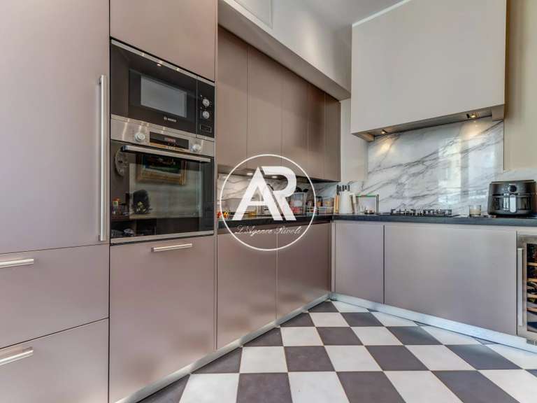 Appartement Nice - 3 chambres - 143m²