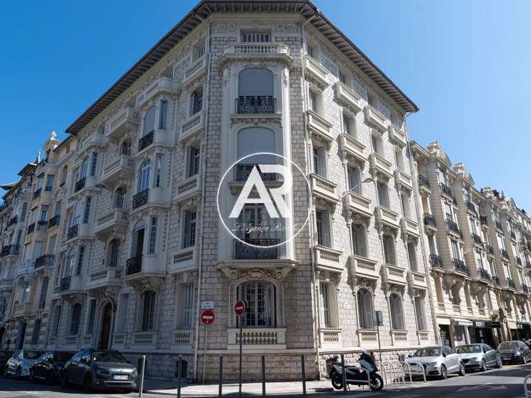 Appartement Nice - 3 chambres - 143m²