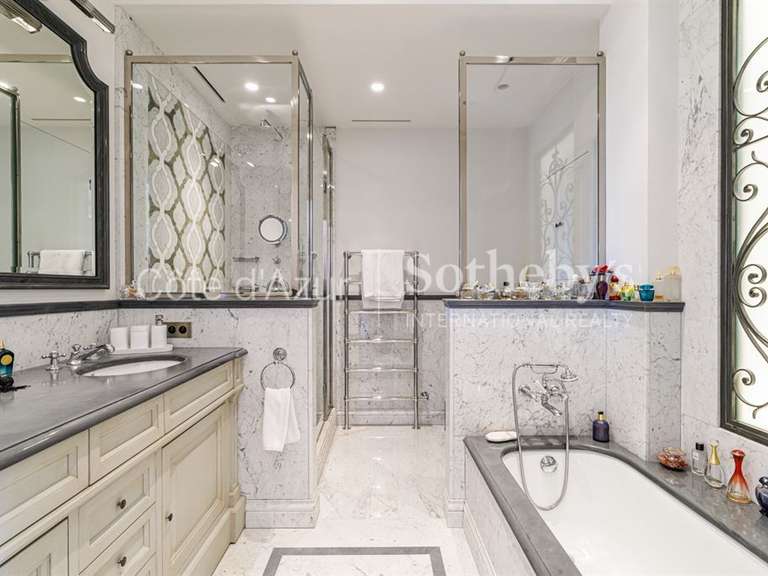 Appartement Nice - 6 chambres - 280m²