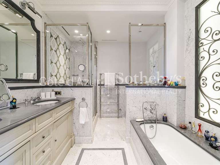 Appartement Nice - 6 chambres - 280m²