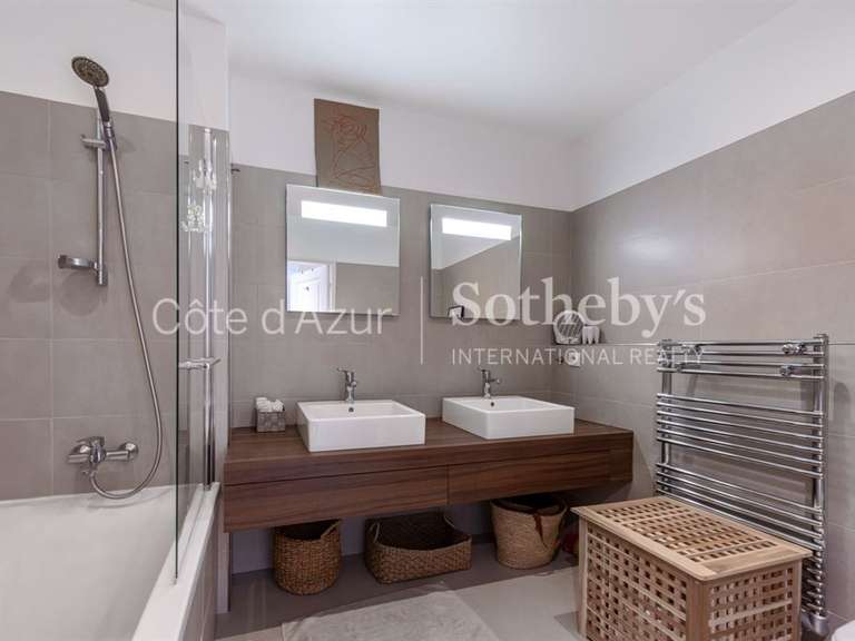 Appartement Nice - 1 chambre - 63m²