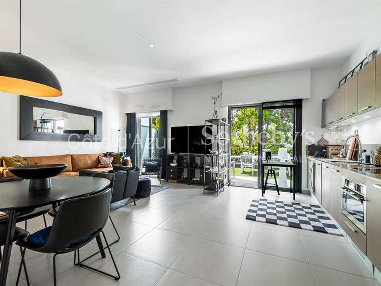 Appartement Nice - 1 chambre - 63m²