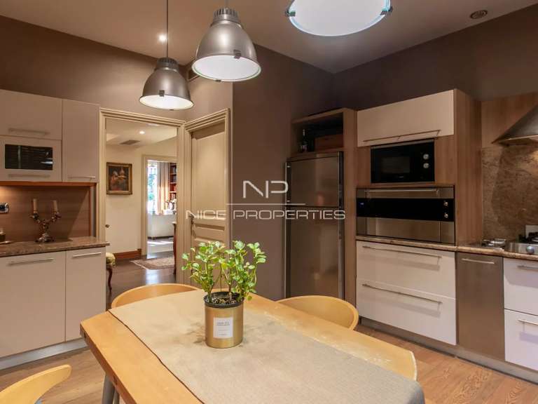 Apartment Nice - 3 bedrooms - 246m²