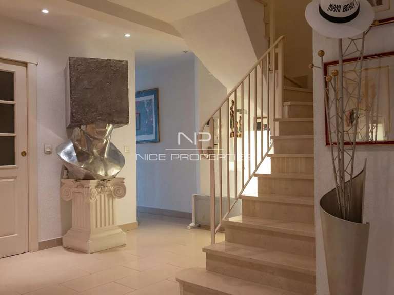 Apartment Nice - 4 bedrooms - 304m²