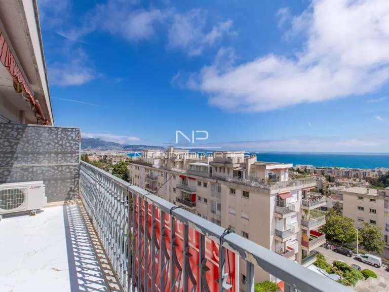 Apartment with Sea view Nice - 3 bedrooms - 102m²