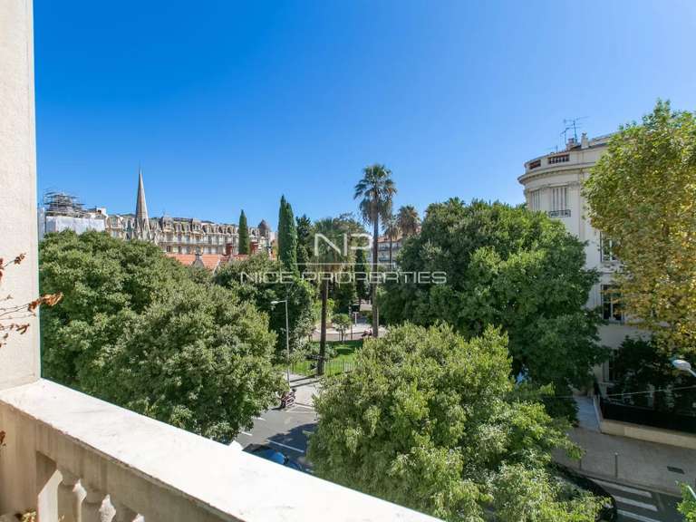 Appartement Nice - 1 chambre - 102m²