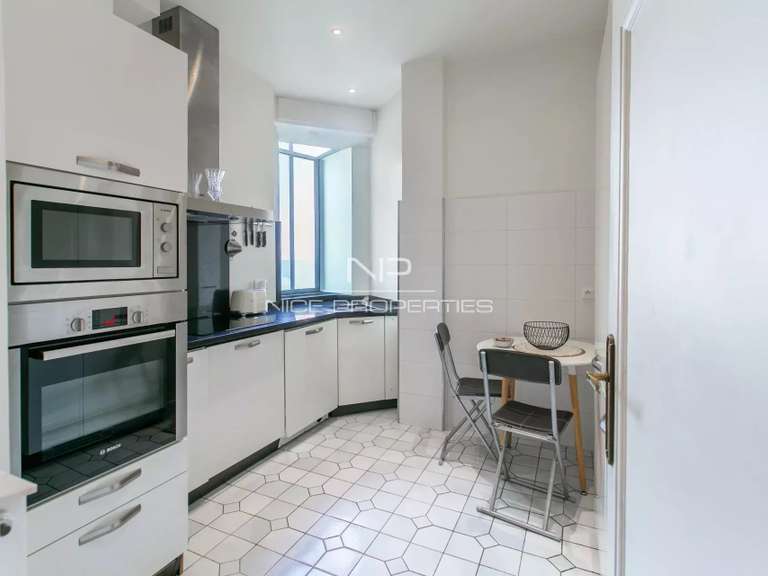 Appartement Nice - 1 chambre - 102m²