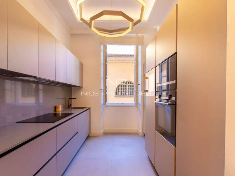 Appartement Nice - 2 chambres - 100m²