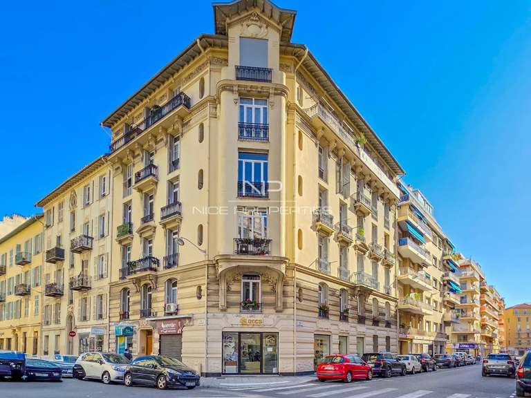 Appartement Nice - 2 chambres - 80m²