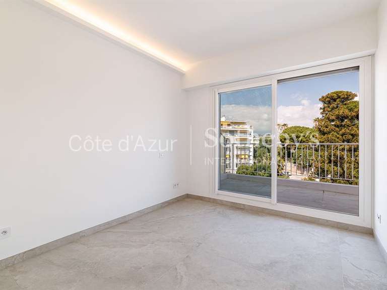 Apartment with Sea view Nice - 2 bedrooms - 80m²