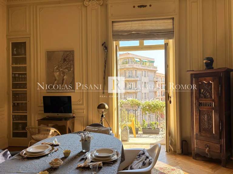 Apartment Nice - 2 bedrooms - 139m²