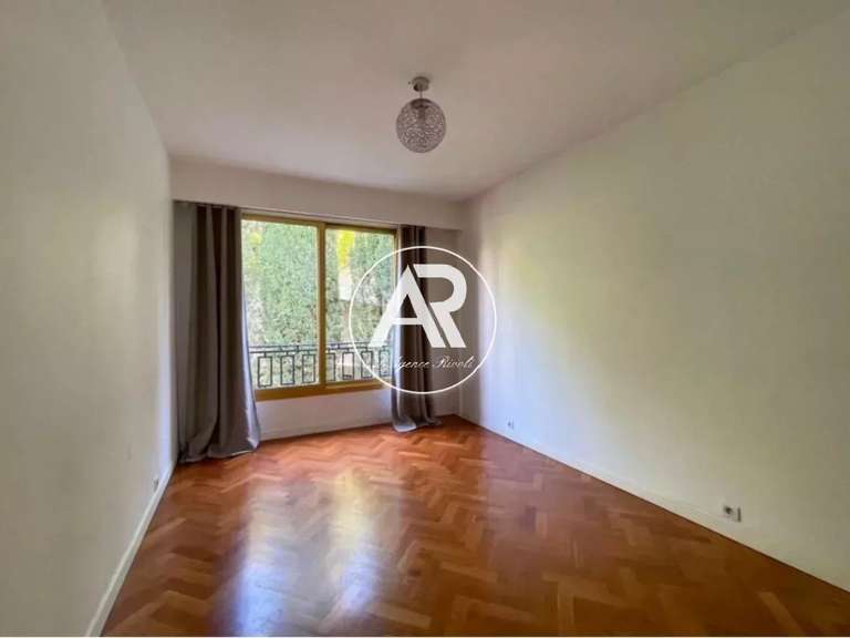 Appartement Nice - 1 chambre - 69m²