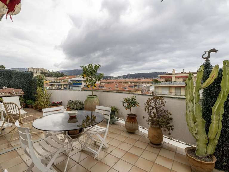 Appartement Nice - 2 chambres - 164m²