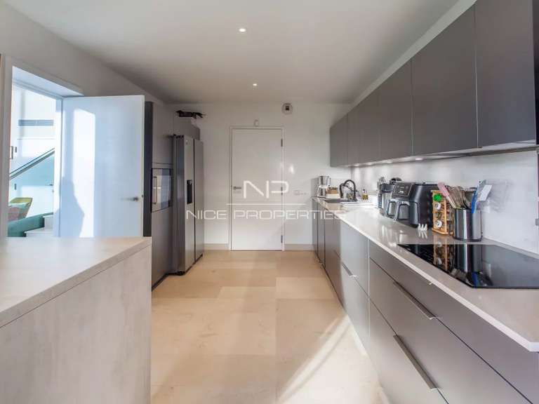 Apartment with Sea view Nice - 4 bedrooms - 170m²