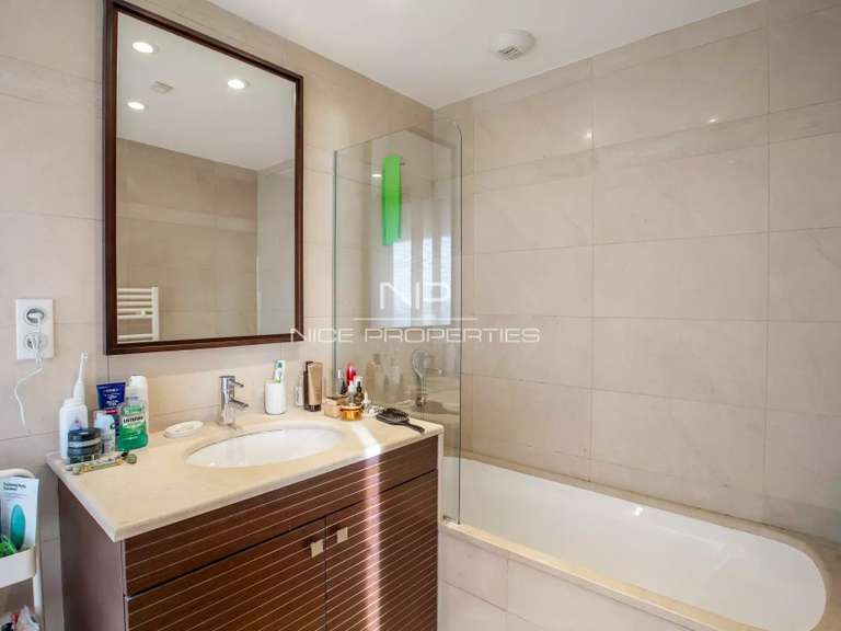Apartment with Sea view Nice - 4 bedrooms - 170m²
