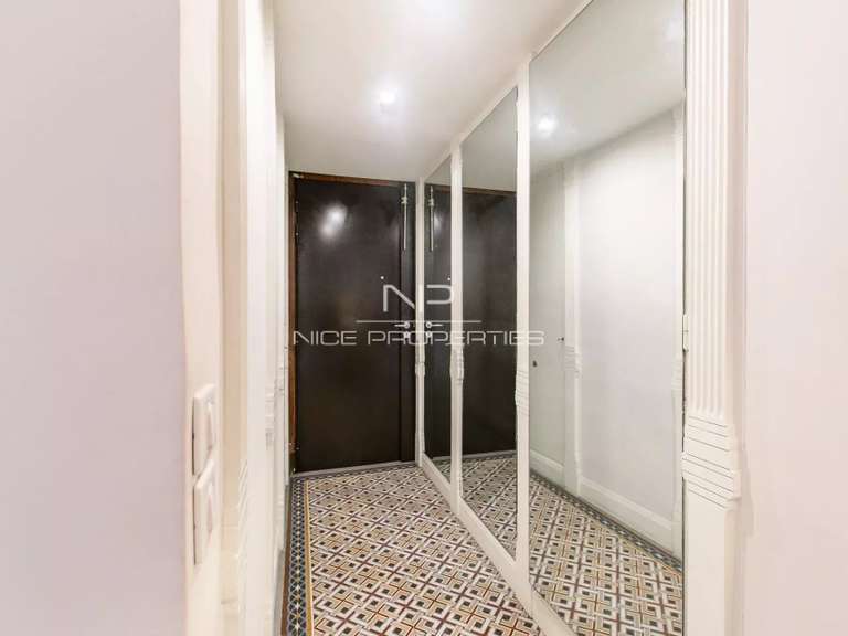 Appartement Nice - 1 chambre - 102m²
