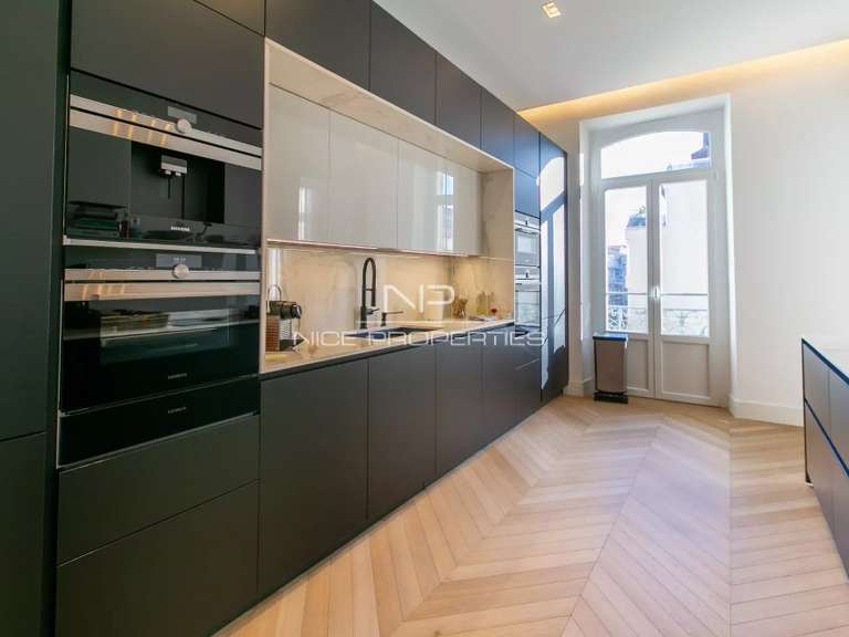 Appartement Nice - 3 chambres - 169m²