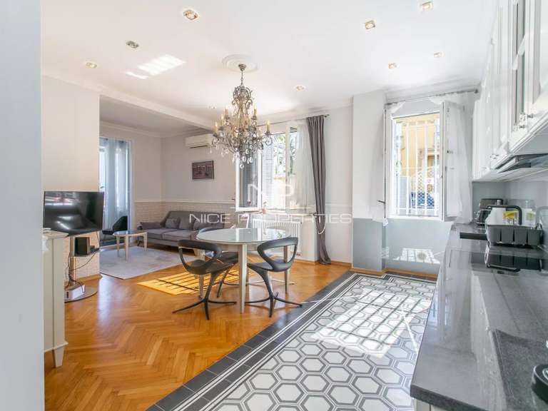 Appartement avec Vue sur mer Nice - 2 chambres - 79m²