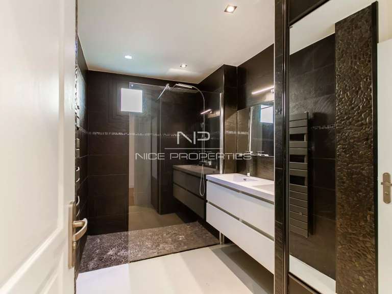 Appartement Nice - 2 chambres - 101m²