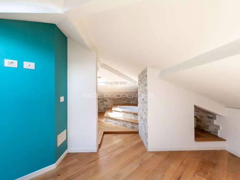 Appartement Nice - 2 chambres - 101m²