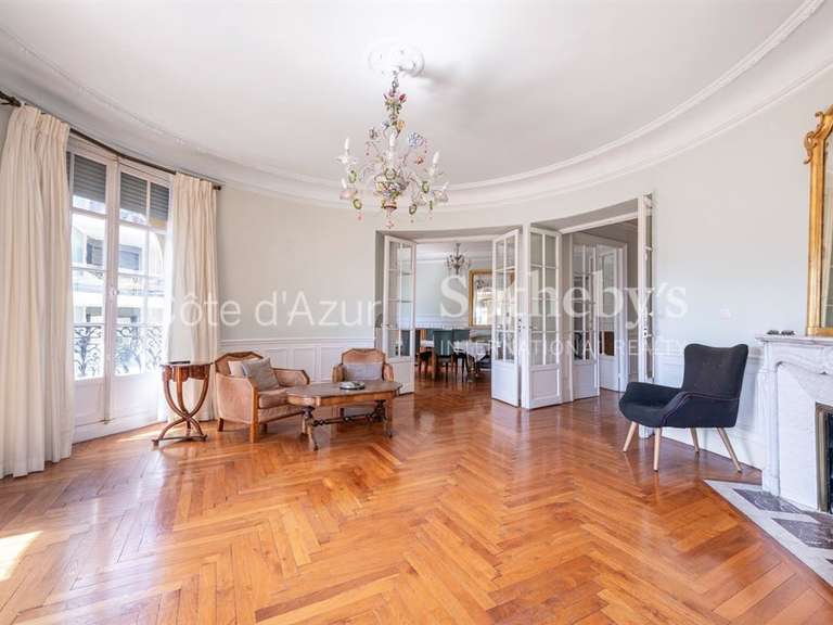 Appartement Nice - 2 chambres - 131m²