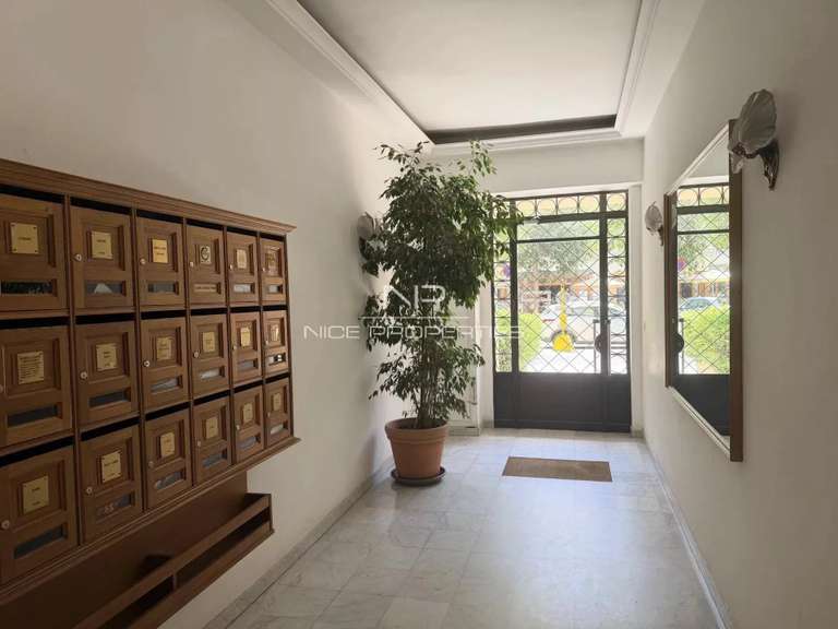 Appartement Nice - 2 chambres - 93m²