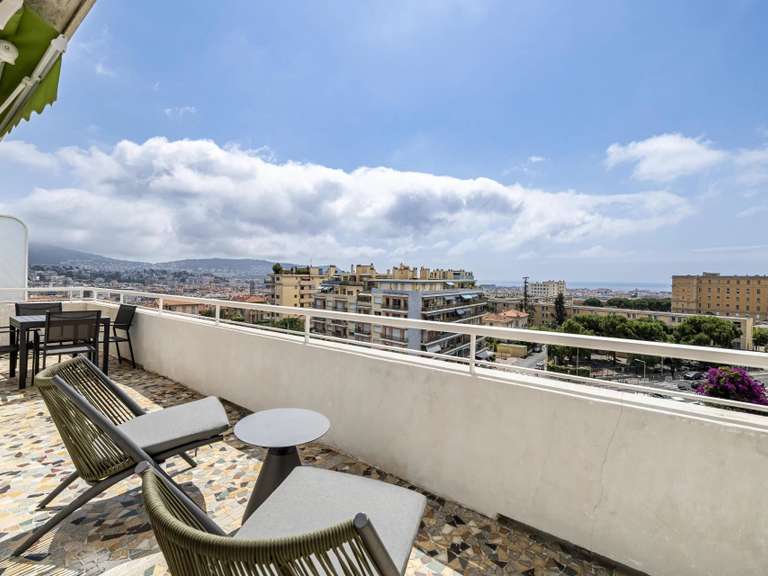 Apartment Nice - 3 bedrooms - 77m²