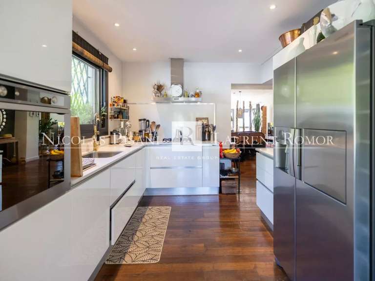 Apartment Nice - 2 bedrooms - 125m²