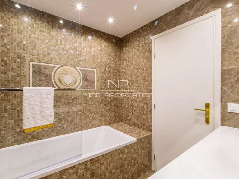 Appartement Nice - 2 chambres - 115m²