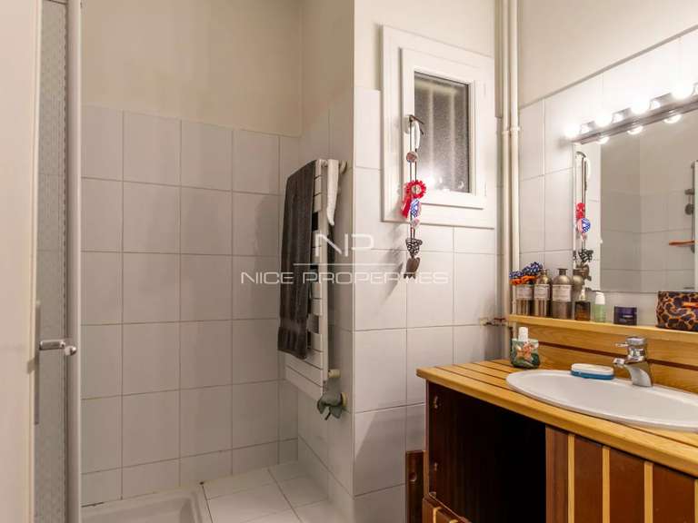Appartement Nice - 1 chambre - 74m²